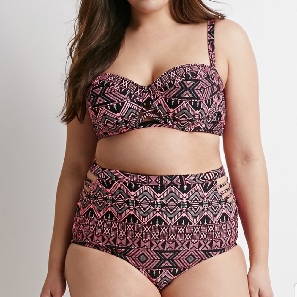 F21+ Bikini Set